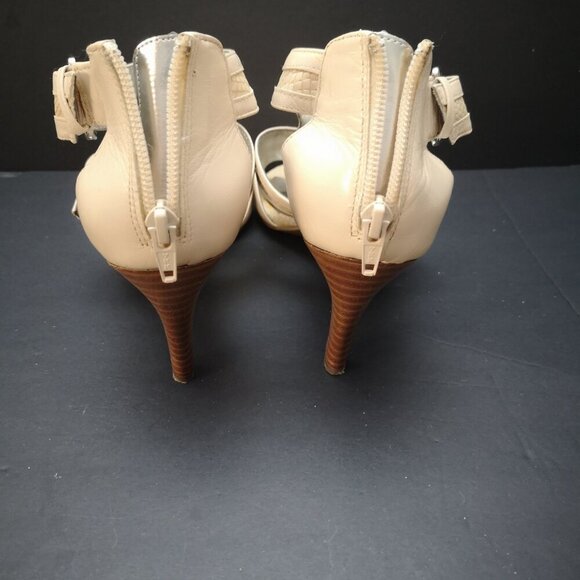 Alfani Ladies Size 8 Tan 2 Buckle Closure Leather Upper Odette Heels - Picture 7 of 10